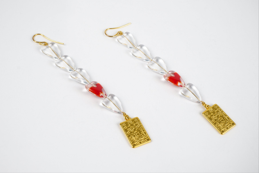 Glassy love earrings