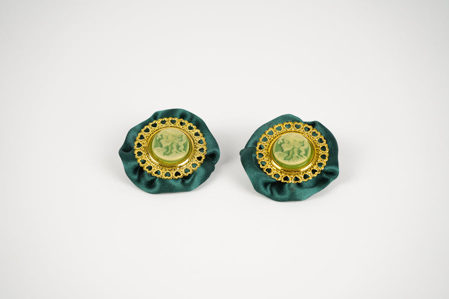 Faidra cameo pin earrings green