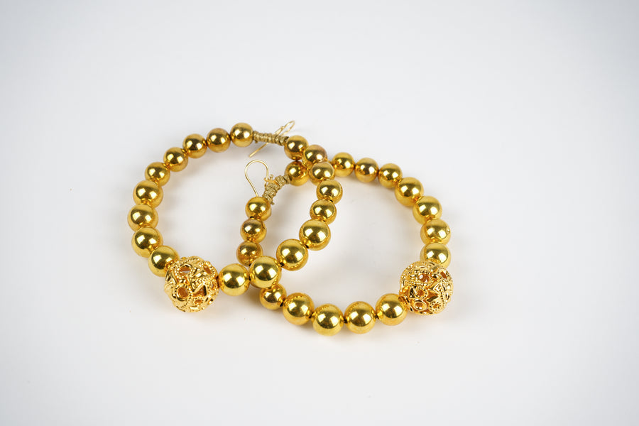 Superball hoop earrings gold