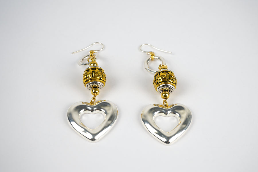 The heart way earrings