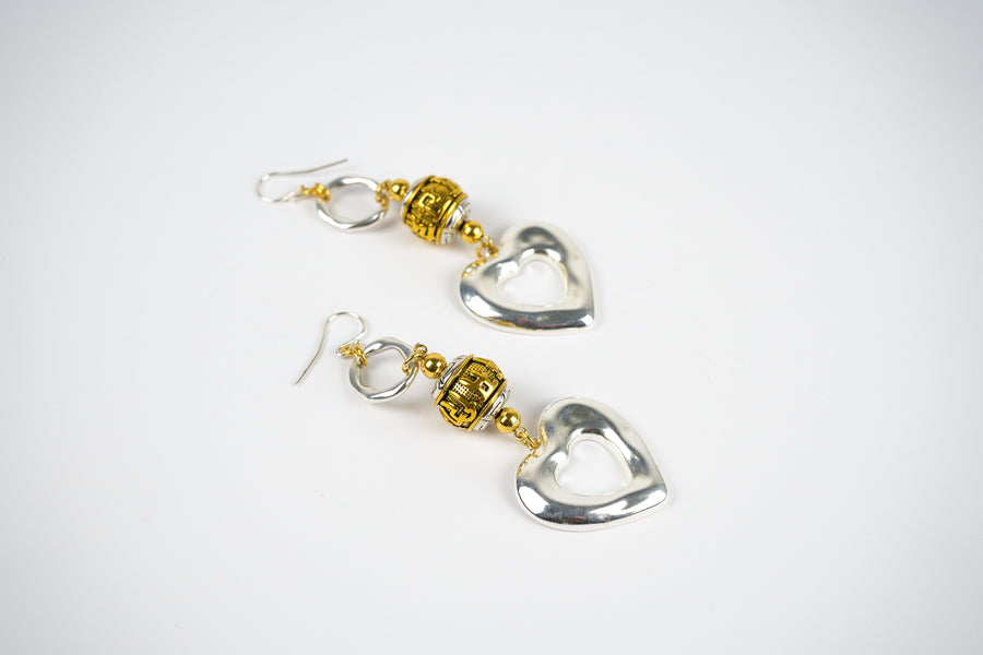 The heart way earrings